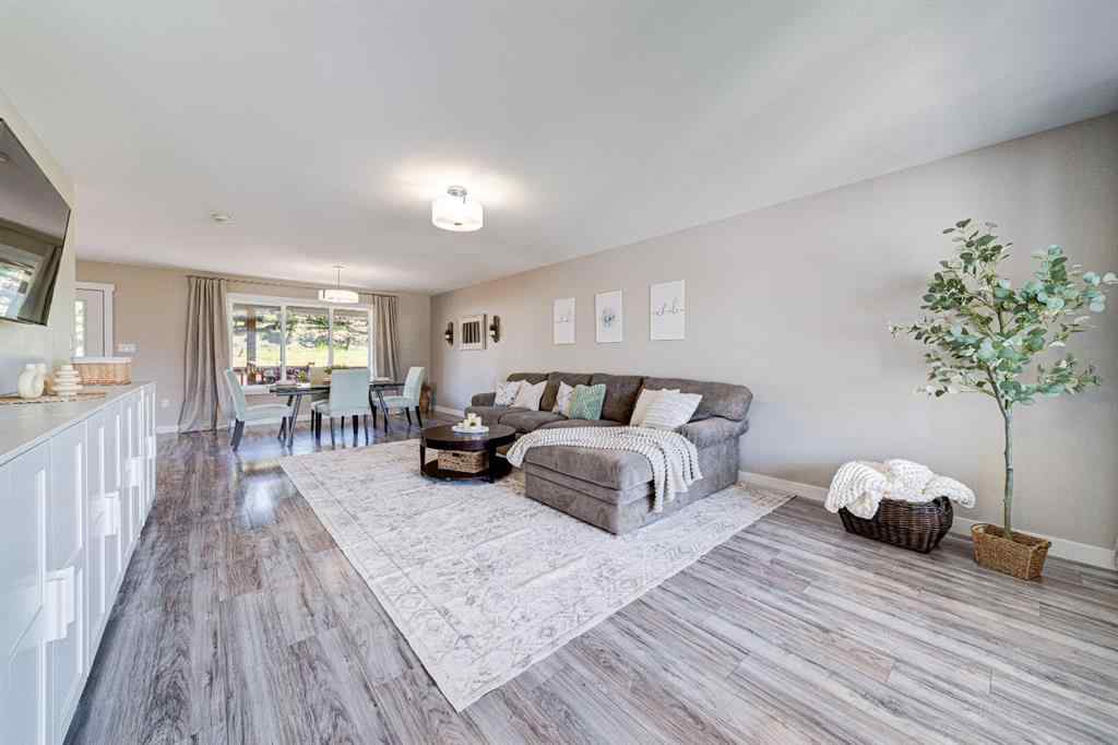 MLS® A2267019 - 2938 214 Street  in NONE Bellevue, Residential