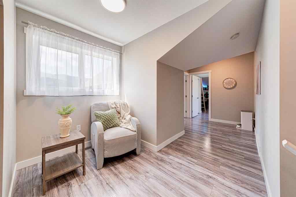 MLS® A2267019 - 2938 214 Street  in NONE Bellevue, Residential