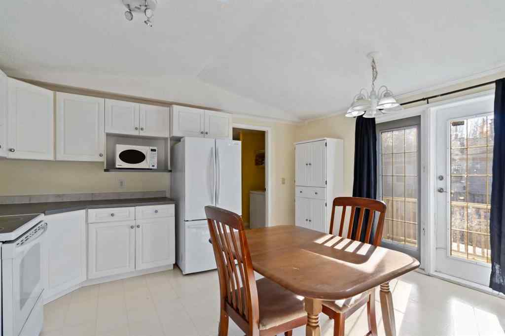 MLS® A2267020 - 200 Harpe Way  in Timberlea Fort McMurray, Residential