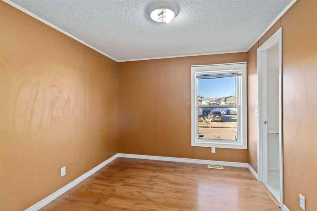 MLS® A2267020 - 200 Harpe Way  in Timberlea Fort McMurray, Residential