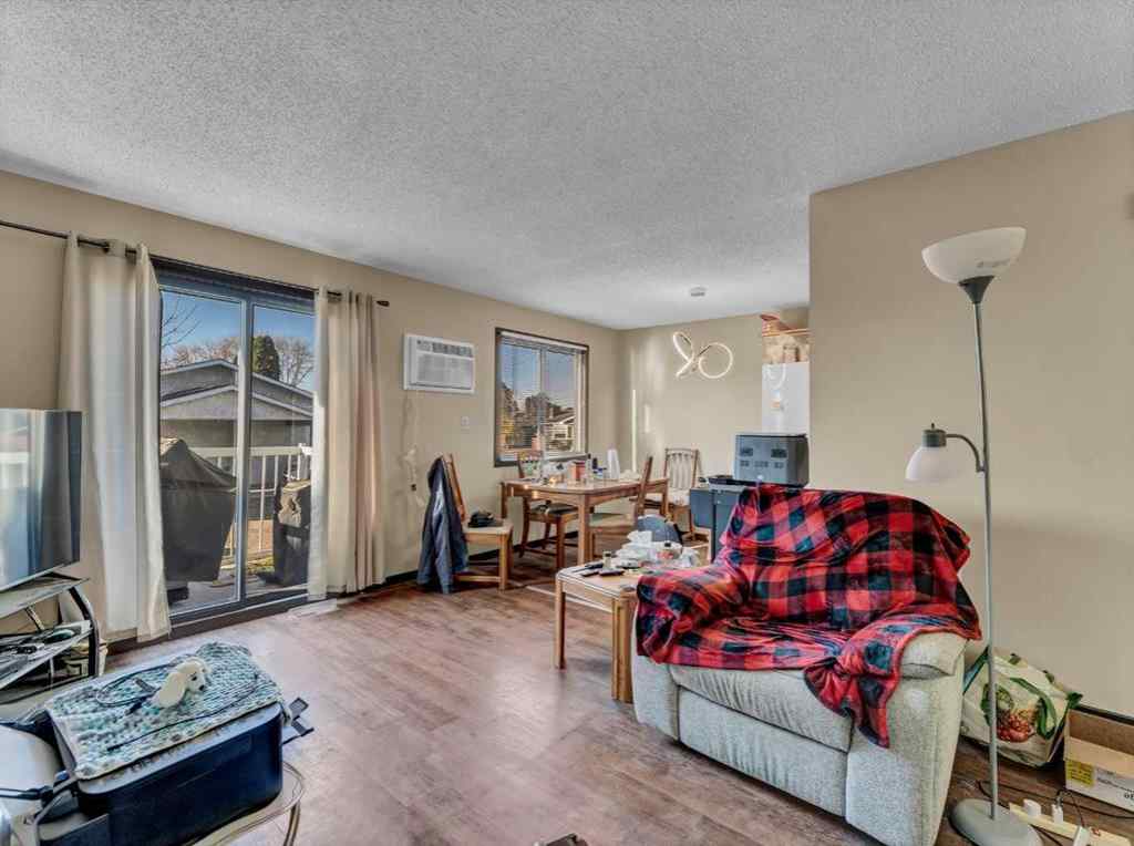 MLS® A2267021 - 39 Cairns Way SE in Crestwood-Norwood Medicine Hat, Multi-Family