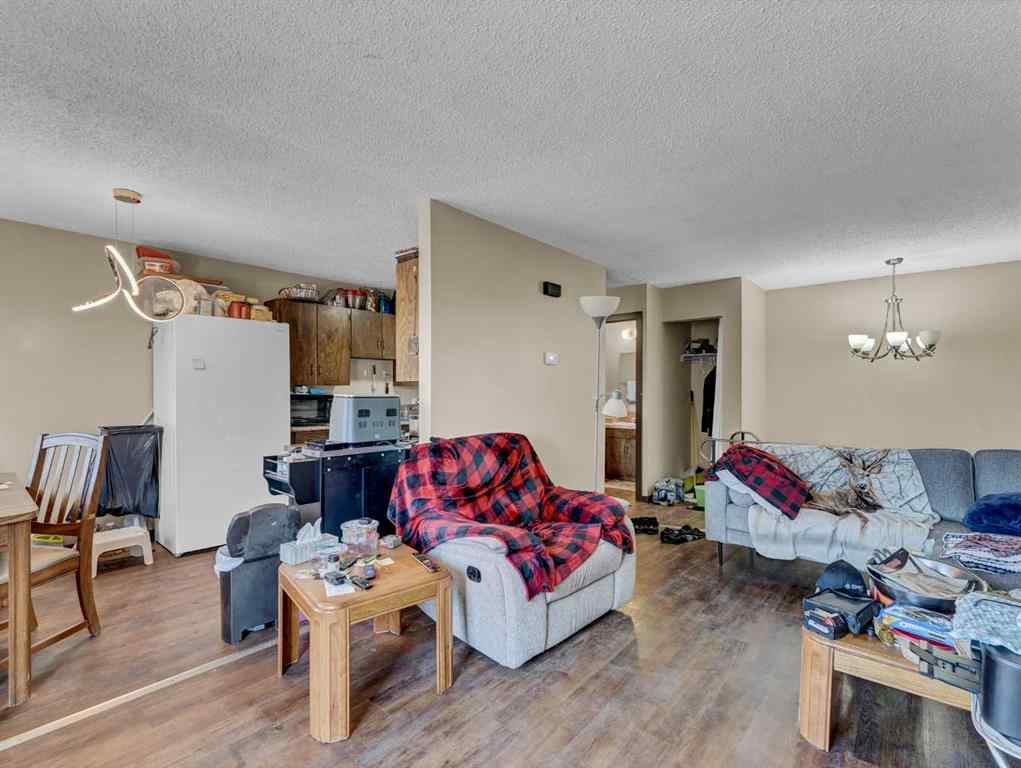 MLS® A2267021 - 39 Cairns Way SE in Crestwood-Norwood Medicine Hat, Multi-Family