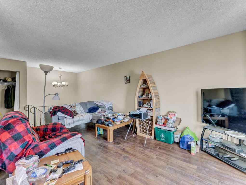 MLS® A2267021 - 39 Cairns Way SE in Crestwood-Norwood Medicine Hat, Multi-Family