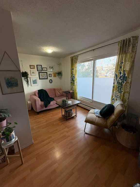 MLS® A2267026 - Unit #203 1625 11 Avenue SW in Sunalta Calgary, Residential
