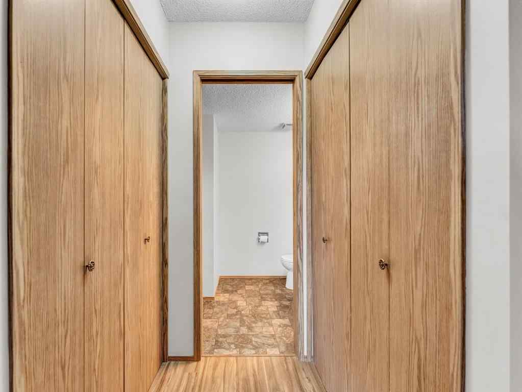 MLS® A2267030 - Unit #107 3090 15 Avenue SE in Southview-Park Meadows Medicine Hat, Residential