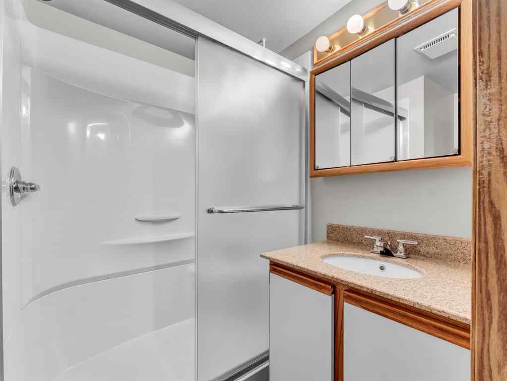 MLS® A2267030 - Unit #107 3090 15 Avenue SE in Southview-Park Meadows Medicine Hat, Residential