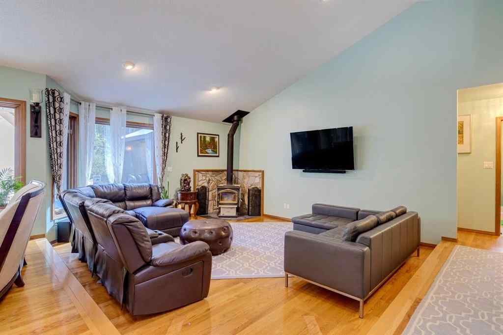 MLS® A2267033 - 27 Elk Valley Place  in Elk Valley Bragg Creek, Residential