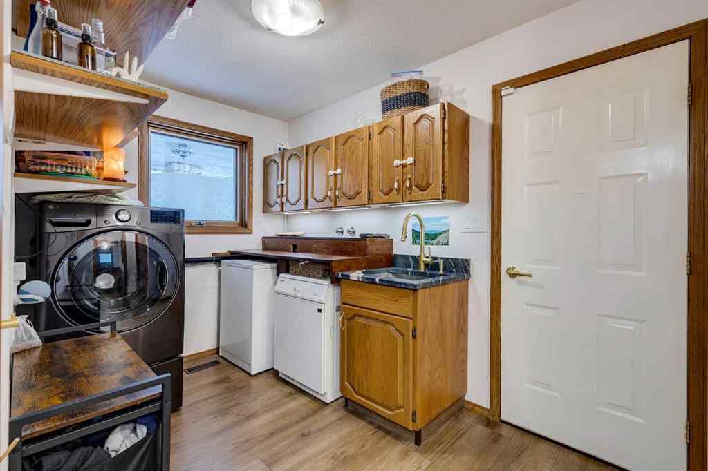 MLS® A2267033 - 27 Elk Valley Place  in Elk Valley Bragg Creek, Residential