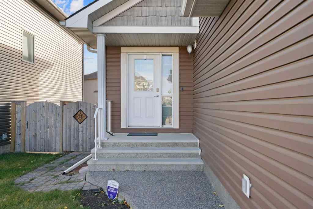 MLS® A2267046 - 105 Everhollow Rise SW in Evergreen Calgary, Residential