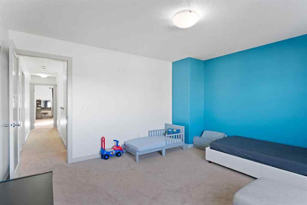 MLS® A2267046 - 105 Everhollow Rise SW in Evergreen Calgary, Residential