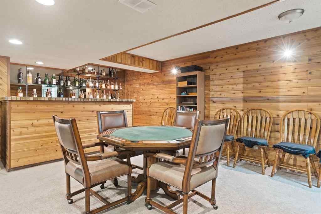 MLS® A2267050 - 7 Erin Park Bay SE in Erin Woods Calgary, Residential