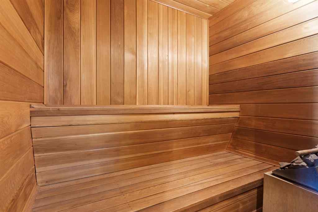 MLS® A2267050 - 7 Erin Park Bay SE in Erin Woods Calgary, Residential