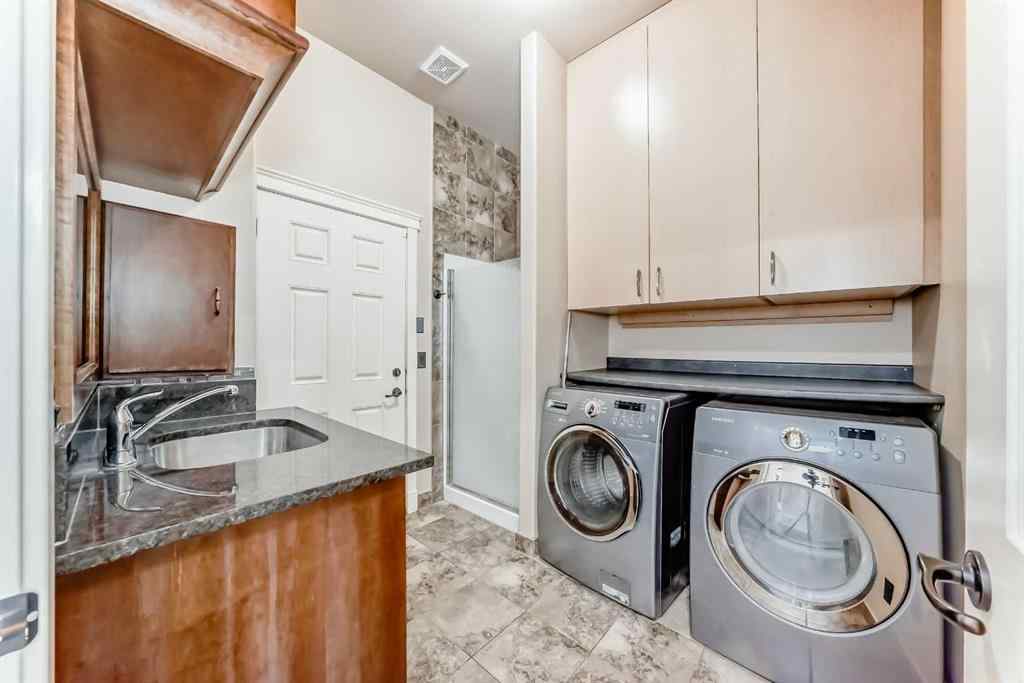 MLS® A2267052 - 157 Everoak Park SW in Evergreen Calgary, Residential