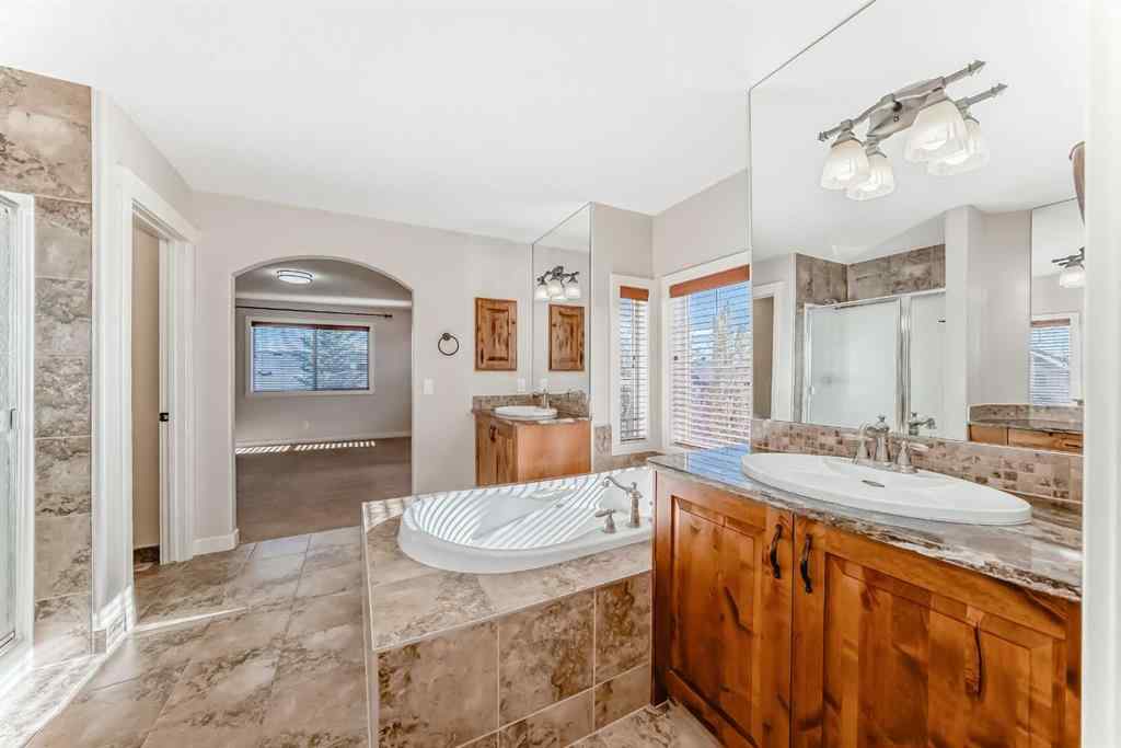 MLS® A2267052 - 157 Everoak Park SW in Evergreen Calgary, Residential