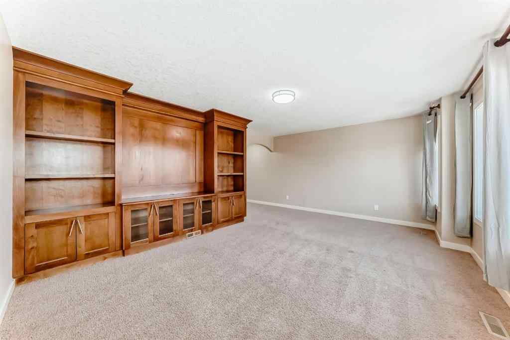 MLS® A2267052 - 157 Everoak Park SW in Evergreen Calgary, Residential