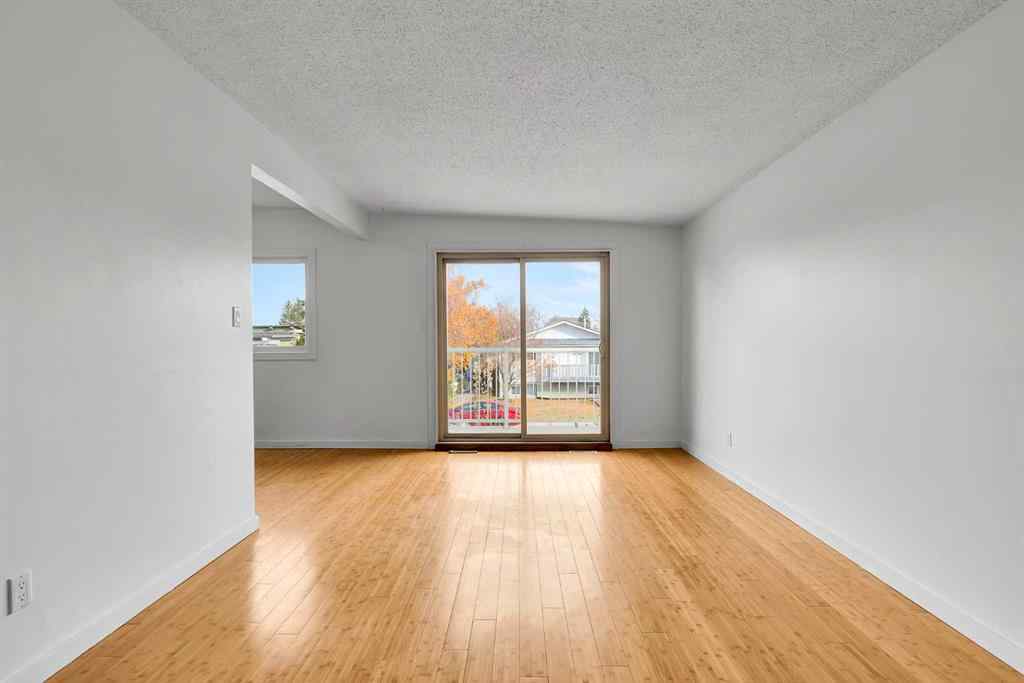 MLS® A2267053 - 10831 5 Street SW in Southwood Calgary, Residential