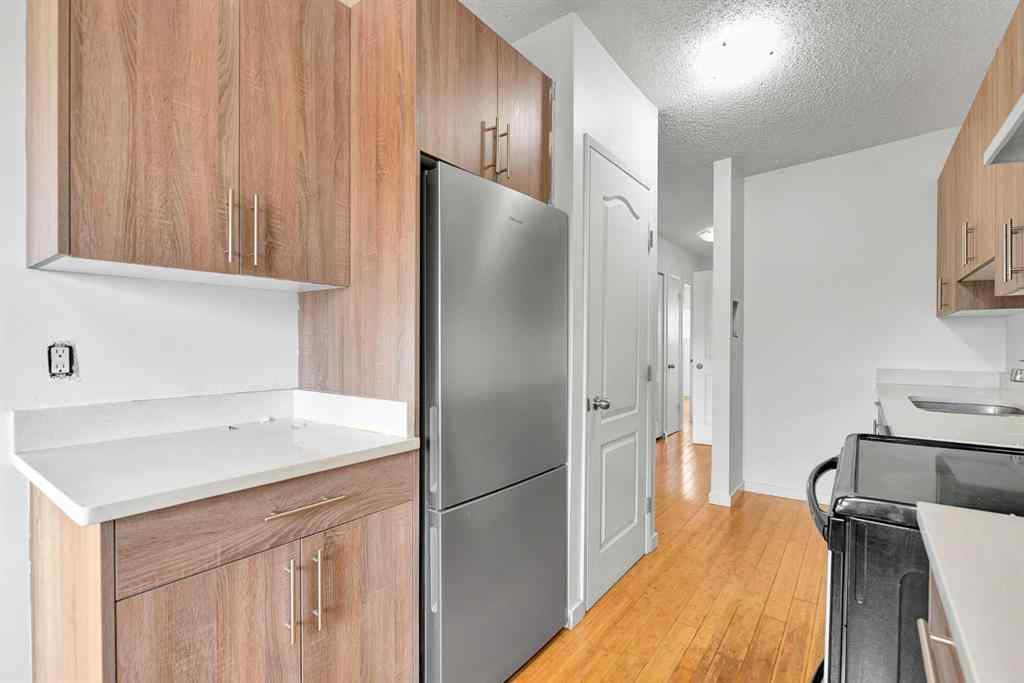 MLS® A2267053 - 10831 5 Street SW in Southwood Calgary, Residential