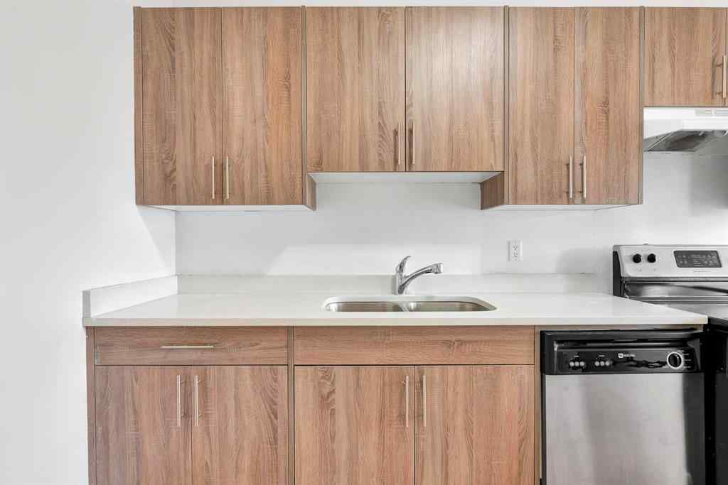 MLS® A2267053 - 10831 5 Street SW in Southwood Calgary, Residential