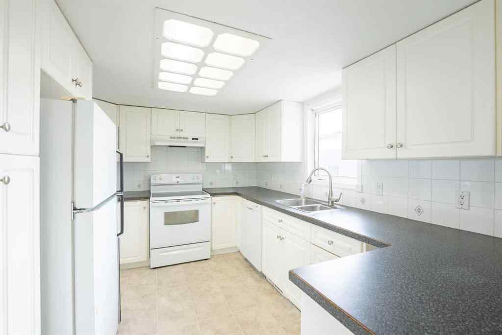 MLS® A2267054 - 118 2 Street   in NONE Shaughnessy, Residential