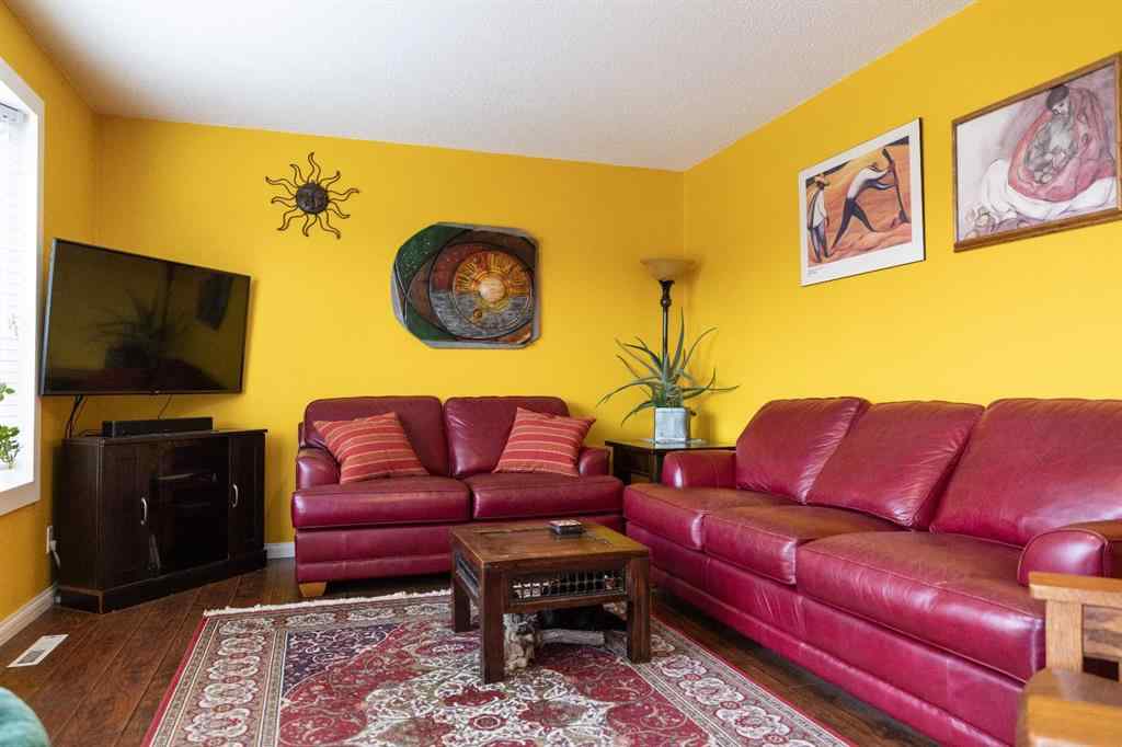 MLS® A2267055 - 40 Fern Road  in Fairview Red Deer, Residential