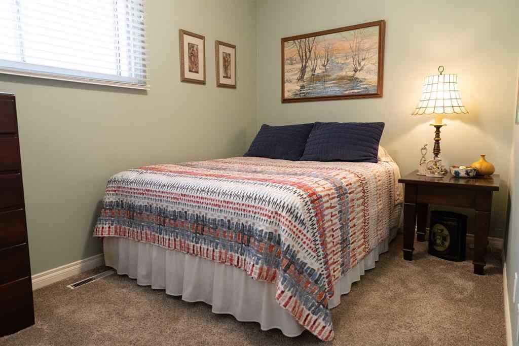 MLS® A2267055 - 40 Fern Road  in Fairview Red Deer, Residential