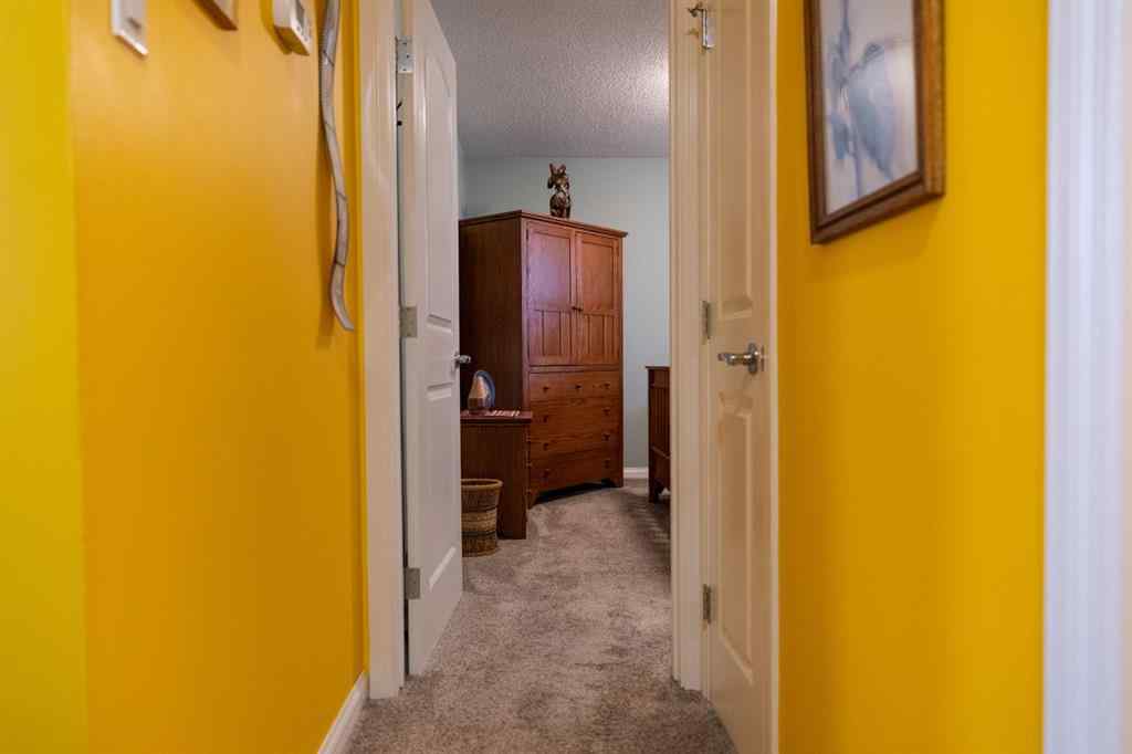 MLS® A2267055 - 40 Fern Road  in Fairview Red Deer, Residential