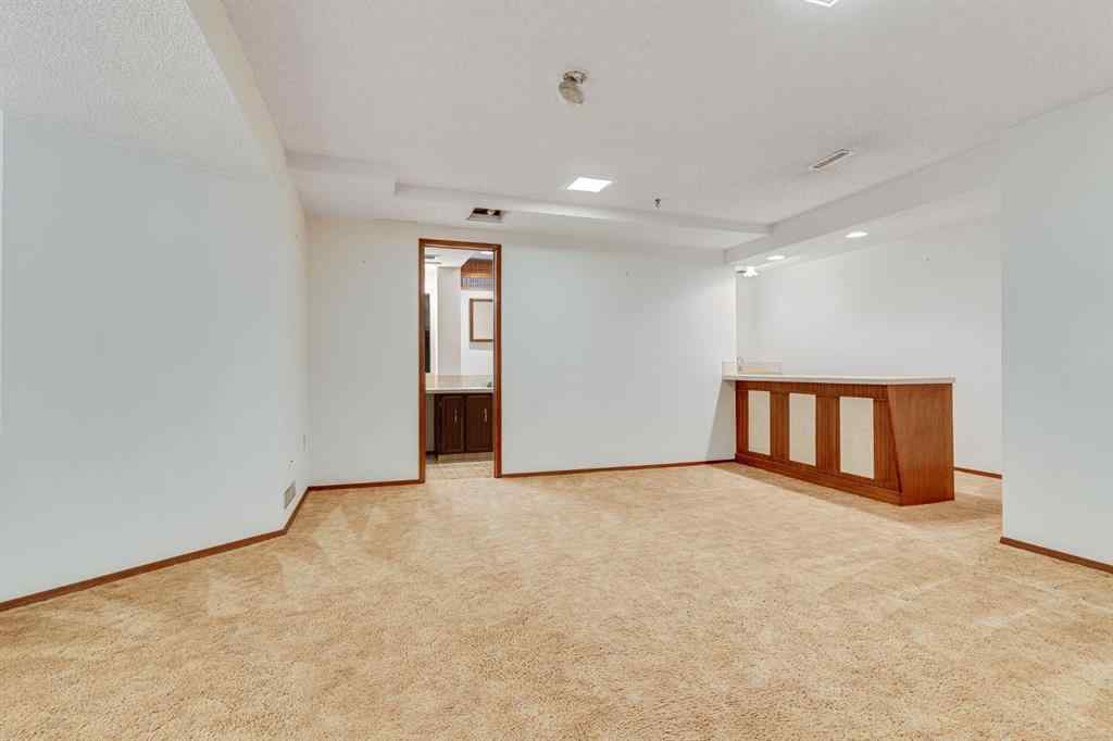 MLS® A2267056 - 4620 31 Avenue NE in Rundle Calgary, Residential