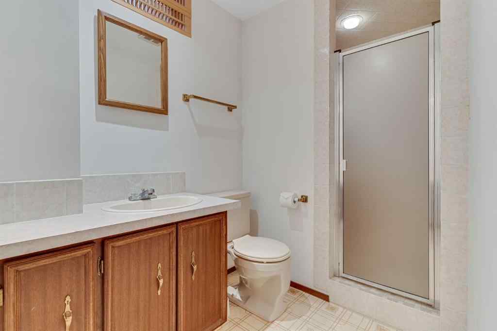 MLS® A2267056 - 4620 31 Avenue NE in Rundle Calgary, Residential