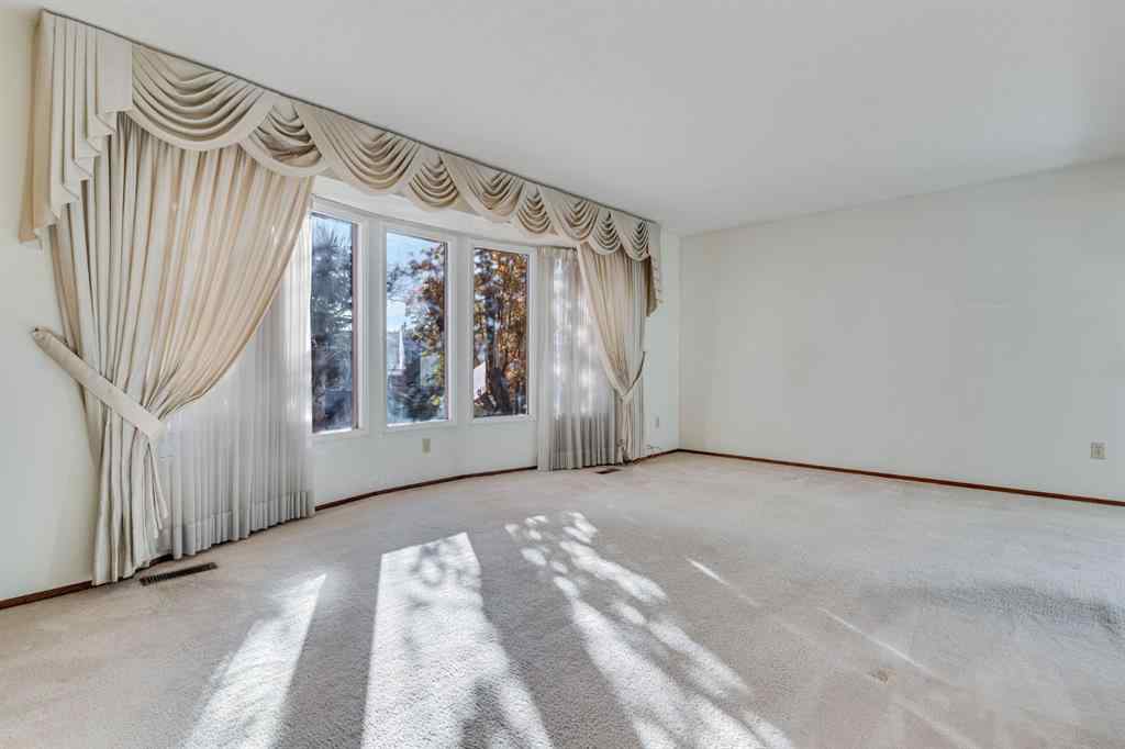 MLS® A2267056 - 4620 31 Avenue NE in Rundle Calgary, Residential