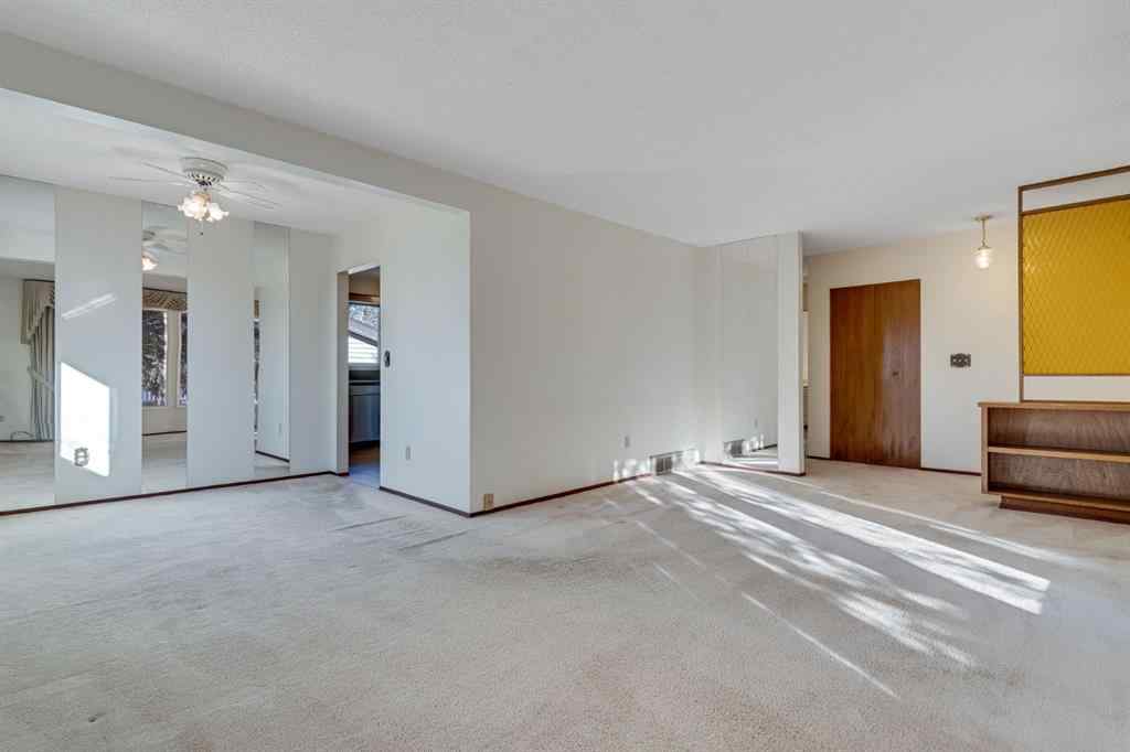 MLS® A2267056 - 4620 31 Avenue NE in Rundle Calgary, Residential