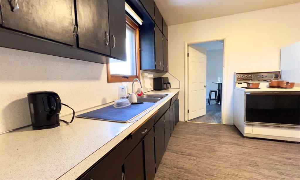 MLS® A2267058 - 318 3 Avenue W in Hanna Hanna, Residential