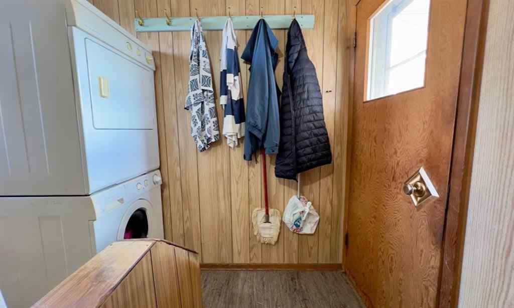 MLS® A2267058 - 318 3 Avenue W in Hanna Hanna, Residential