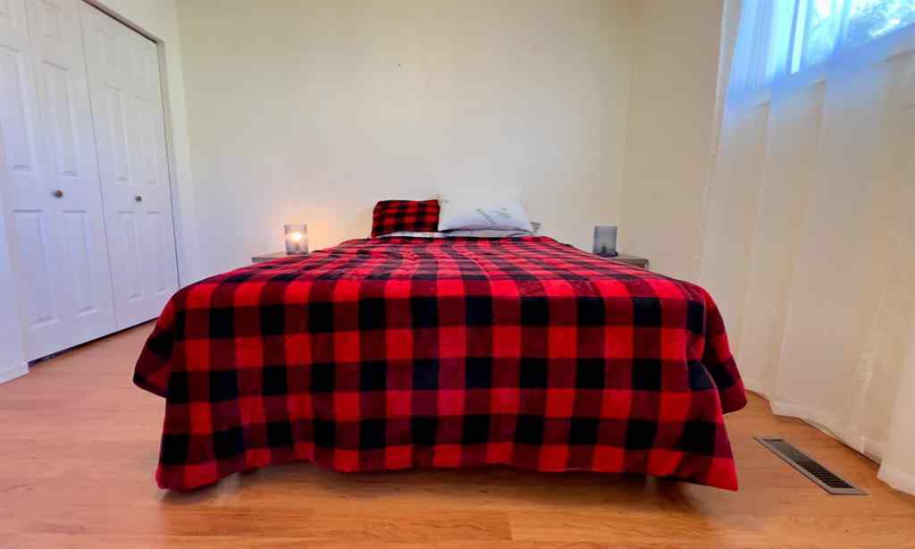 MLS® A2267058 - 318 3 Avenue W in Hanna Hanna, Residential