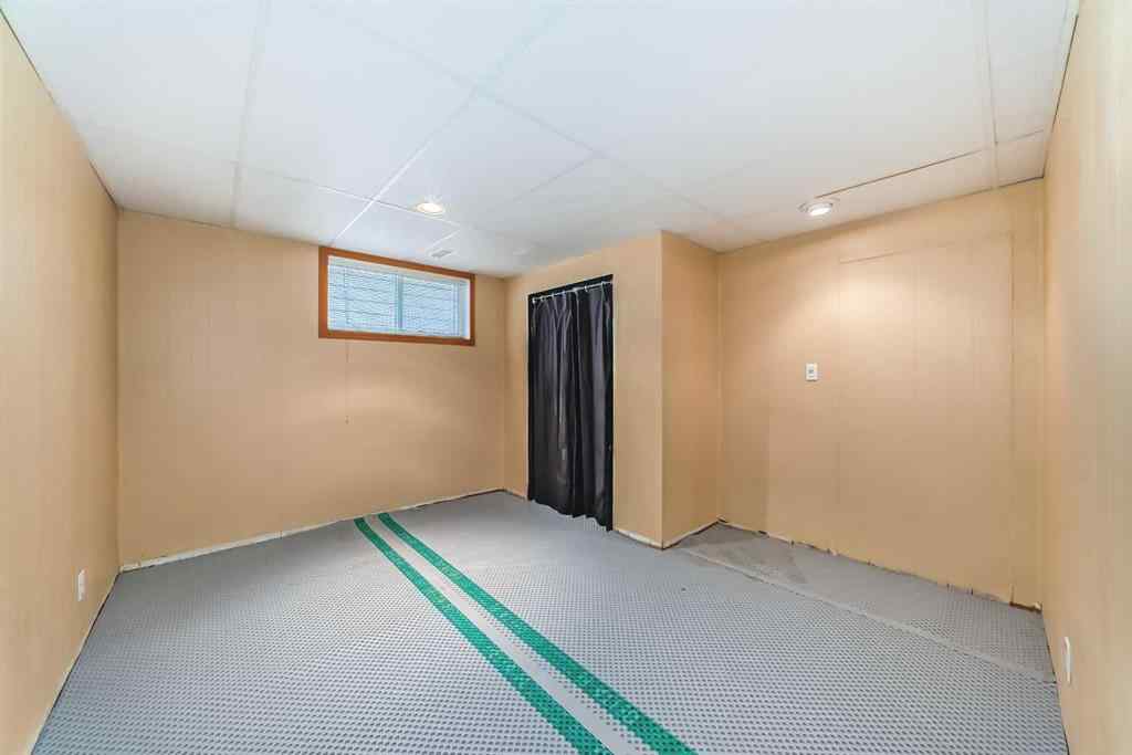 MLS® A2267059 - 627 Seymour Avenue SW in Southwood Calgary, Residential