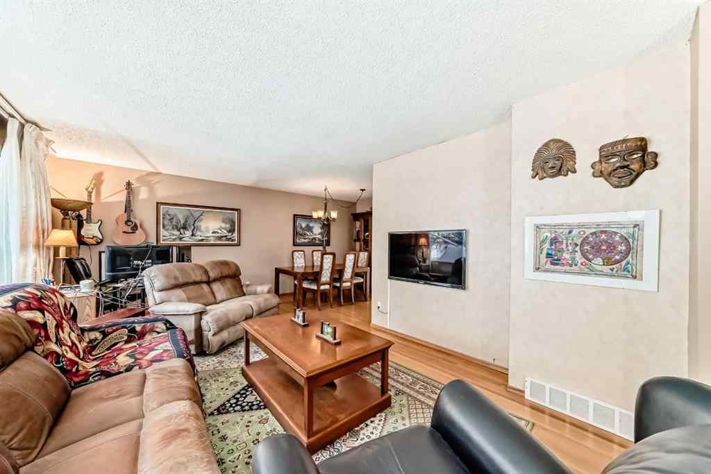 MLS® A2267059 - 627 Seymour Avenue SW in Southwood Calgary, Residential