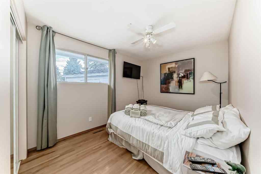 MLS® A2267059 - 627 Seymour Avenue SW in Southwood Calgary, Residential