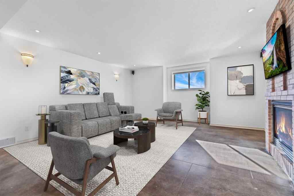 MLS® A2267071 - 804 9A Street NE in Renfrew Calgary, Residential