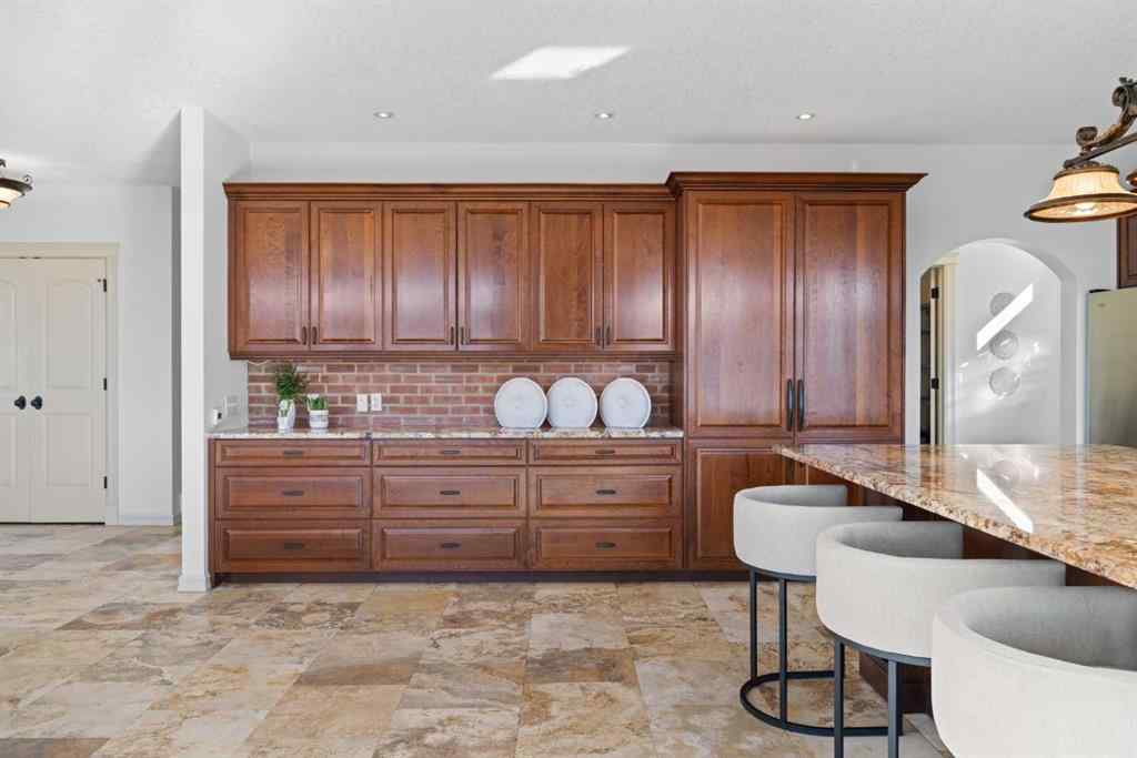 MLS® A2267071 - 804 9A Street NE in Renfrew Calgary, Residential