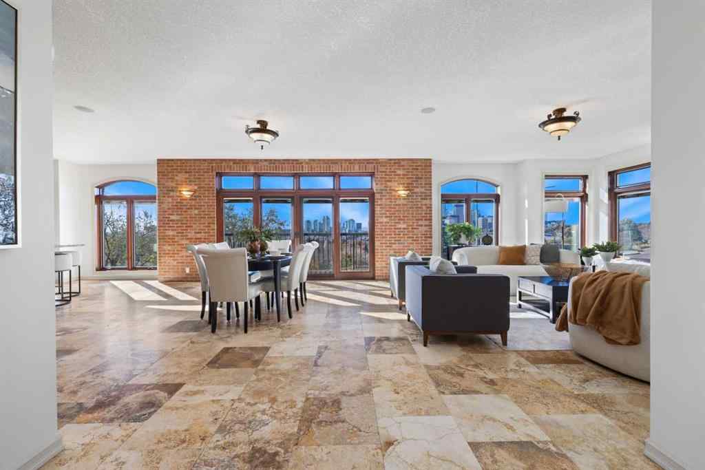 MLS® A2267071 - 804 9A Street NE in Renfrew Calgary, Residential