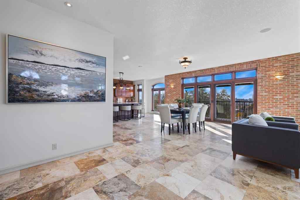 MLS® A2267071 - 804 9A Street NE in Renfrew Calgary, Residential