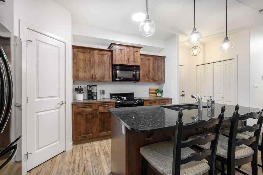MLS® A2267072 - Unit #211 5213 61 Street  in Highland Green Red Deer, Residential