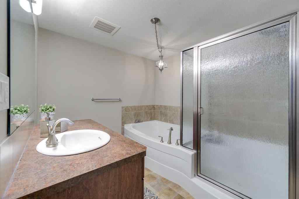 MLS® A2267072 - Unit #211 5213 61 Street  in Highland Green Red Deer, Residential