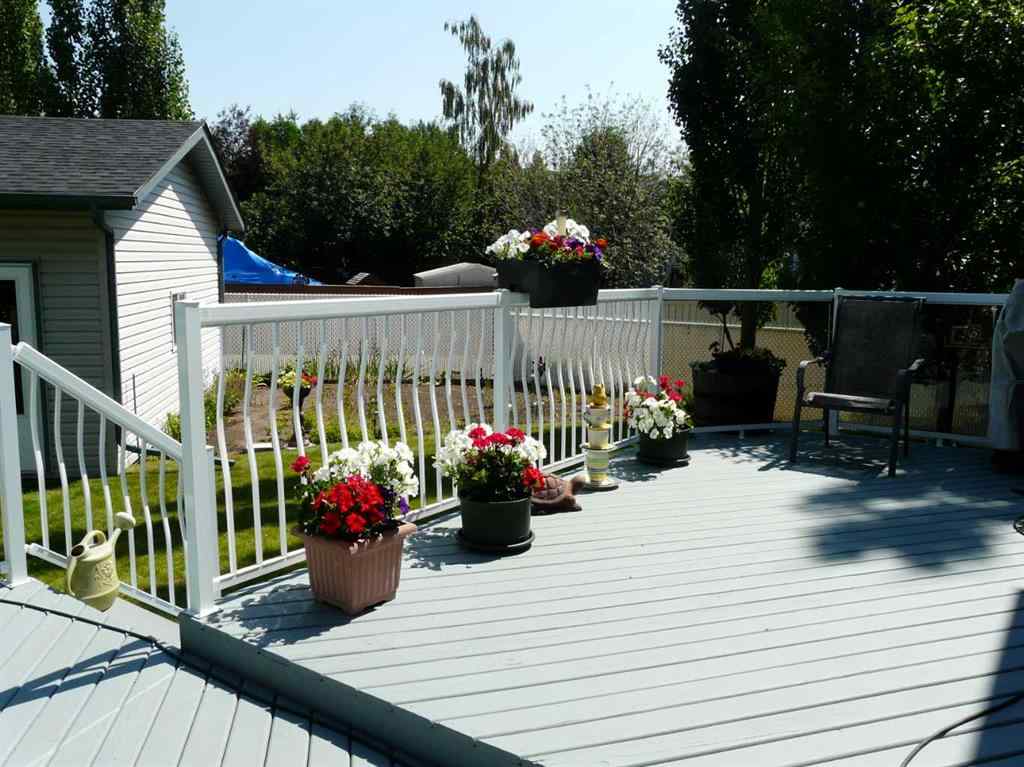 MLS® A2267075 - 116 Oakmere Place  in Westmere Chestermere, Residential