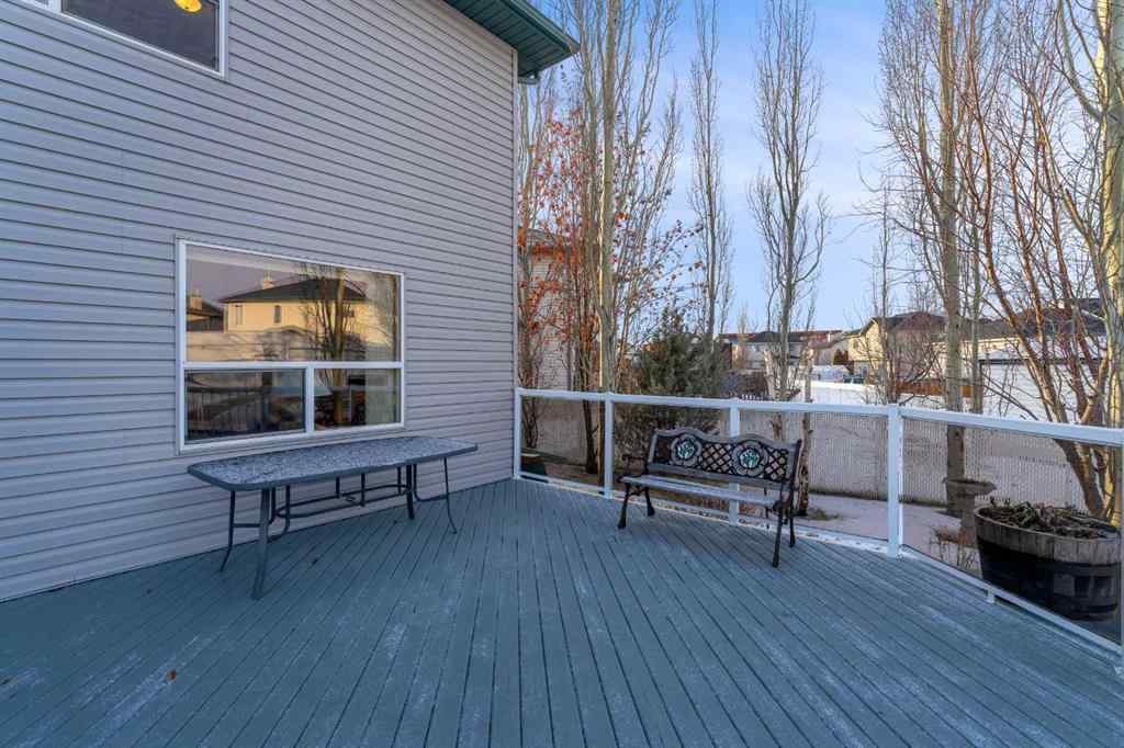 MLS® A2267075 - 116 Oakmere Place  in Westmere Chestermere, Residential