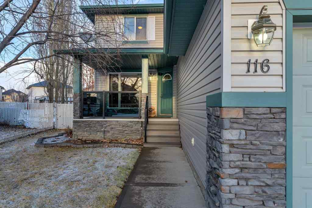 MLS® A2267075 - 116 Oakmere Place  in Westmere Chestermere, Residential
