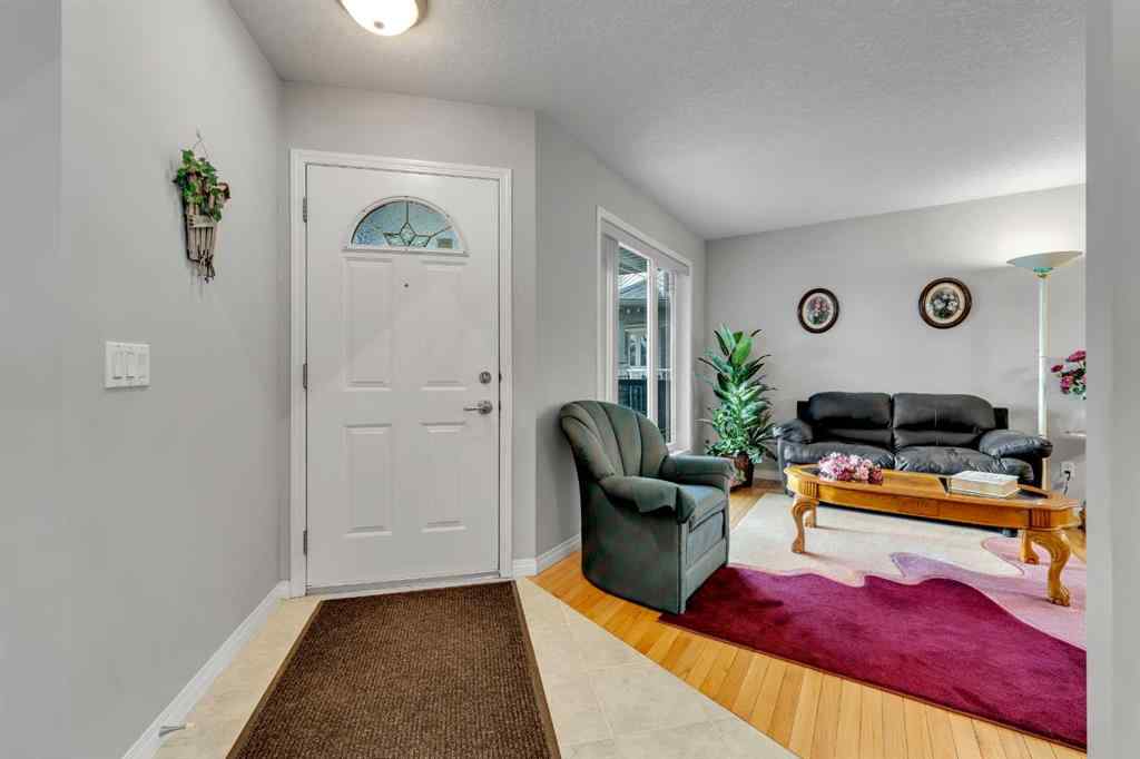 MLS® A2267075 - 116 Oakmere Place  in Westmere Chestermere, Residential