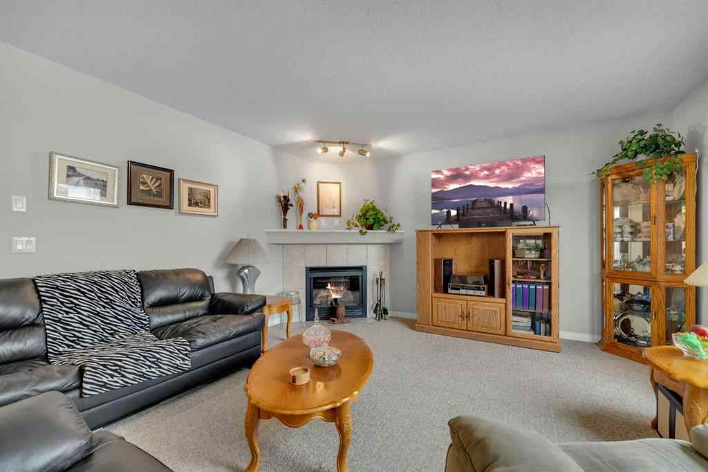 MLS® A2267075 - 116 Oakmere Place  in Westmere Chestermere, Residential