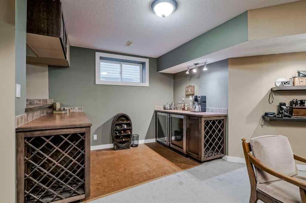 MLS® A2267076 - 48 Chapala Square SE in Chaparral Calgary, Residential