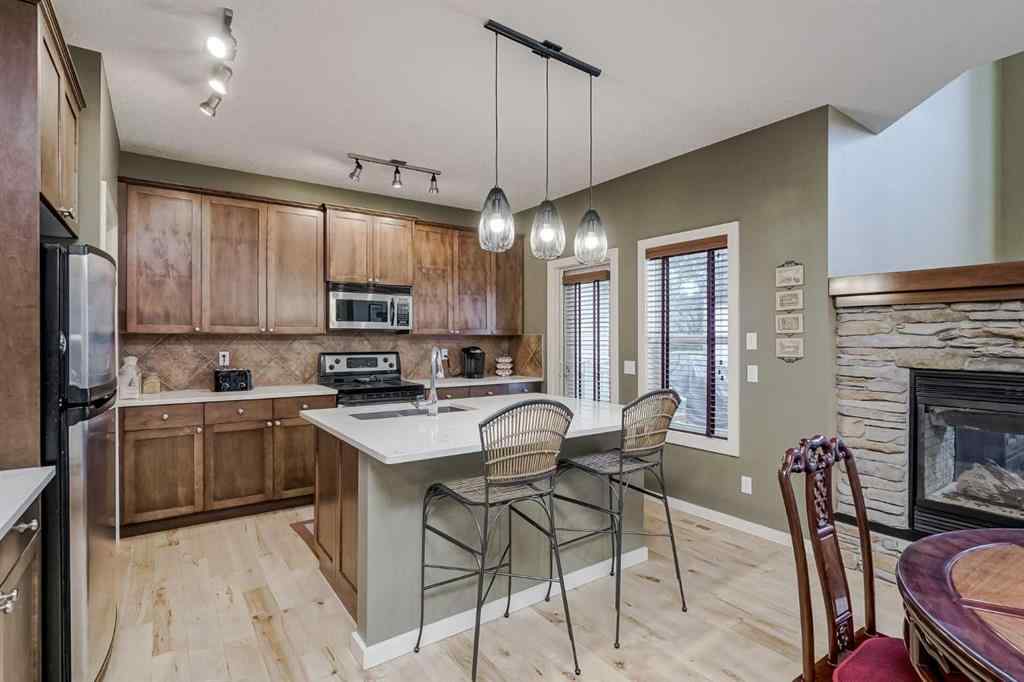 MLS® A2267076 - 48 Chapala Square SE in Chaparral Calgary, Residential