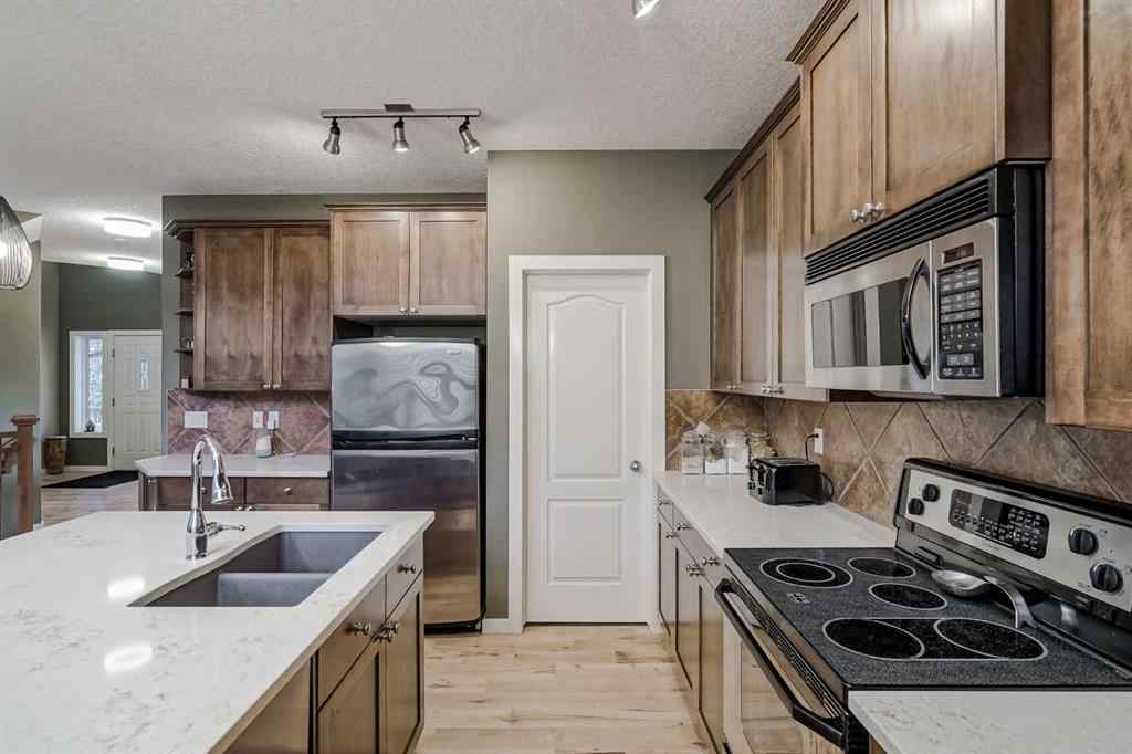 MLS® A2267076 - 48 Chapala Square SE in Chaparral Calgary, Residential